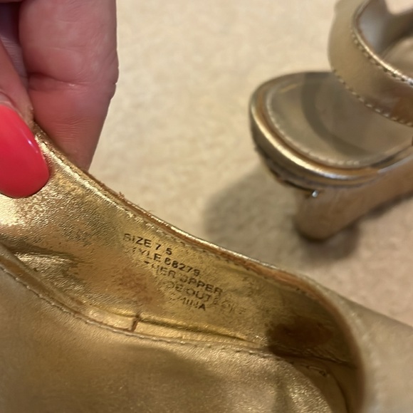 Lily Pulitzer wedge sandals - Picture 8 of 8